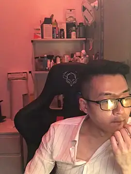 wangjian2324 online show from May 2026 05:54:02 PM