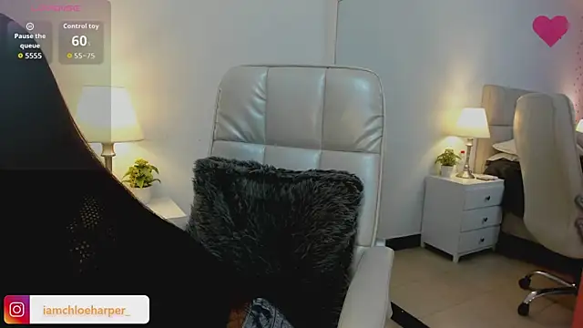 ChloeHarper  online show from November 2025 11:43:01 AM