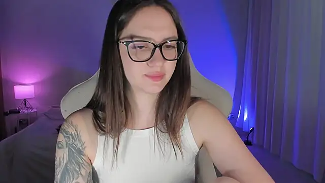 Snapshot of Sonia_moon_ chatting on January 2025 04:44:01 AM Sonia moon online show from January 2025 04:44:01 AM