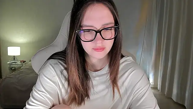 Snapshot of Sonia_moon_ chatting on January 2025 01:23:01 AM Sonia moon online show from January 2025 01:23:01 AM