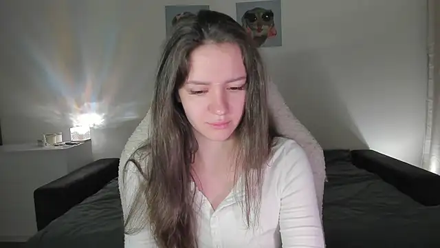 Snapshot of Sonia_moon_ chatting on September 2025 02:23:01 AM Sonia moon online show from September 2025 02:23:01 AM