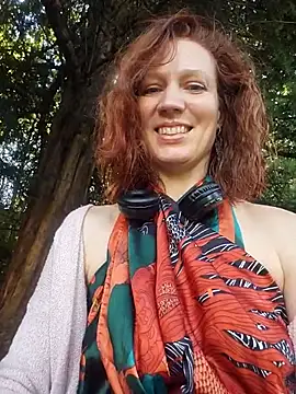 Exhibitionsplit online show from October 2025 02:34:01 PM