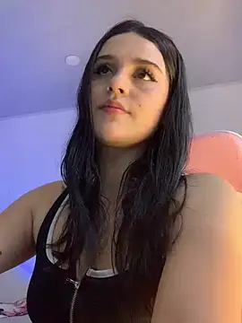 Snapshot of violet-333 chatting on January 2025 06:32:02 PM violet-333 online show from January 2025 06:32:02 PM