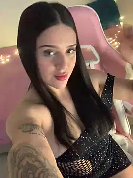 Snapshot of violet-333 chatting on February 2025 02:02:01 PM violet-333 online show from February 2025 02:02:01 PM