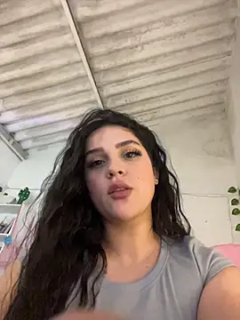 violet-333 online show from April 2026 05:33:02 PM