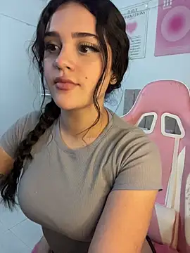 violet-333 online show from May 2026 03:33:01 AM