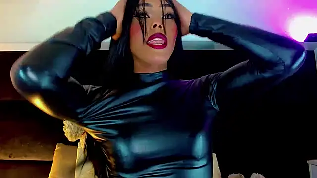 CoralineSweett online show from September 2025 02:05:01 AM