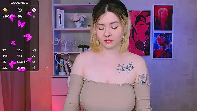 Snapshot of cutie_mili chatting on January 2025 03:22:01 AM cutie mili online show from January 2025 03:22:01 AM