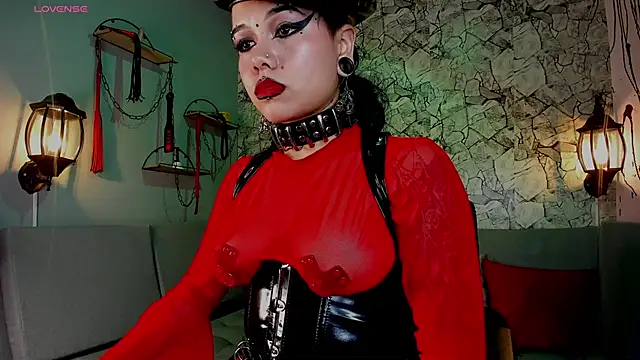 Snapshot of irregular_fetish_ chatting on February 2025 12:38:02 AM irregular fetish online show from February 2025 12:38:02 AM