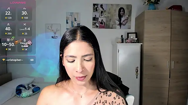 VeronikaOlsen online show from October 2025 07:34:01 PM