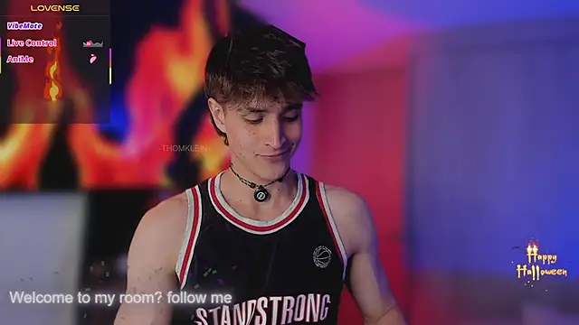 thomklein online show from October 2025 07:23:01 PM