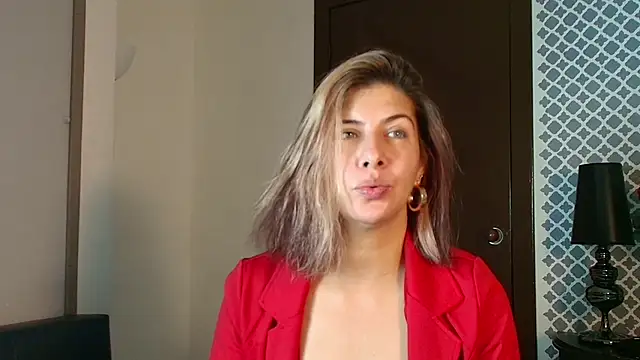 scarlett moore online show from October 2025 01:40:02 PM