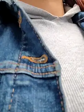 scarlett moore online show from November 2025 04:31:02 PM