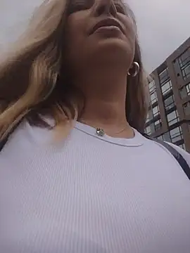 scarlett moore online show from June 2026 04:18:01 PM