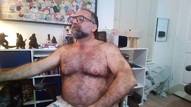 chainjulious online show from November 2025 01:11:01 PM