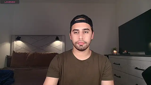 Snapshot of thonylewys chatting on October 2025 01:08:02 AM thonylewys online show from October 2025 01:08:02 AM