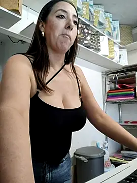 Mia Novikov online show from October 2025 08:07:02 PM