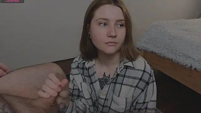 Snapshot of alicepugh chatting on July 2026 01:57:01 PM alicepugh online show from July 2026 01:57:01 PM