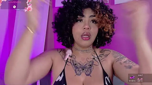 Snapshot of foxxy-lov3 chatting on April 2026 01:27:02 PM foxxy-lov3 online show from April 2026 01:27:02 PM