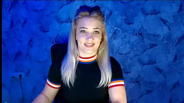 Snapshot of nika_gold1 chatting on September 2025 02:33:02 PM nika gold1 online show from September 2025 02:33:02 PM