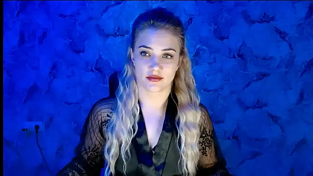 Snapshot of nika_gold1 chatting on October 2025 06:15:01 PM nika gold1 online show from October 2025 06:15:01 PM