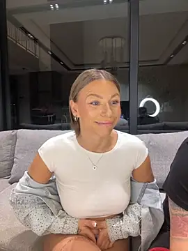 SexOnMyLvL online show from October 2025 08:28:01 PM