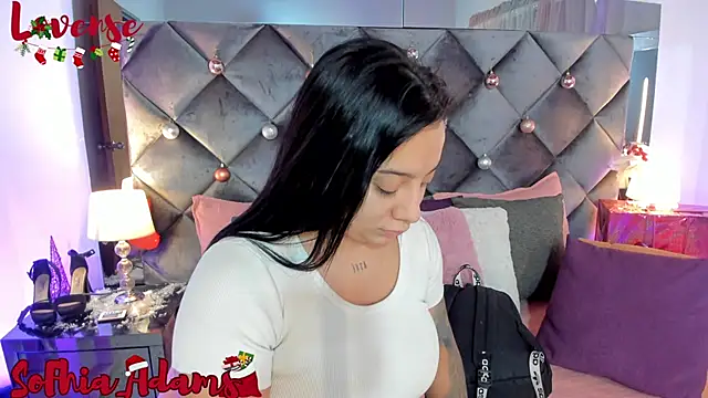 Snapshot of sofhiaa_adaams chatting on December 2024 12:05:02 PM sofhiaa adaams online show from December 2024 12:05:02 PM