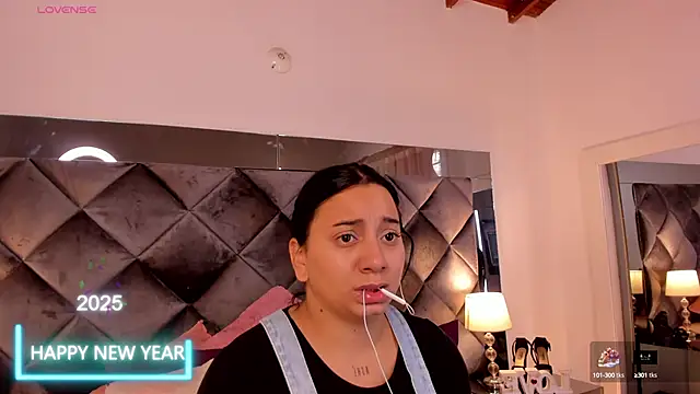 Snapshot of sofhiaa_adaams chatting on January 2025 04:15:01 PM sofhiaa adaams online show from January 2025 04:15:01 PM