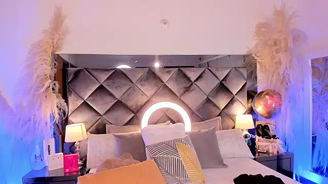 Snapshot of sofhiaa_adaams chatting on October 2025 11:02:01 PM sofhiaa adaams online show from October 2025 11:02:01 PM