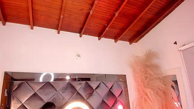 Snapshot of sofhiaa_adaams chatting on October 2025 10:10:01 PM sofhiaa adaams online show from October 2025 10:10:01 PM