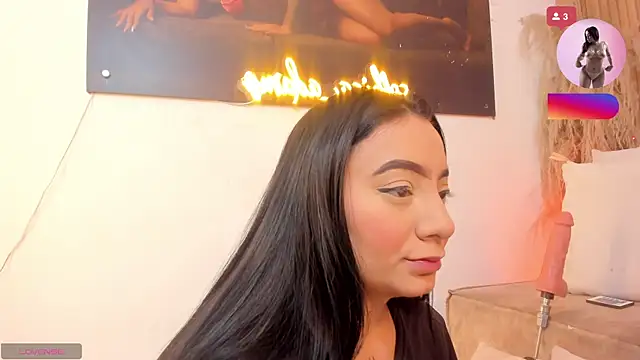 sofhiaa adaams online show from May 2026 06:58:01 PM