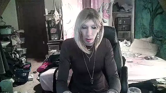 Ombeline1 online show from January 2025 08:11:01 PM