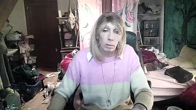 Ombeline1 online show from January 2025 11:23:02 AM