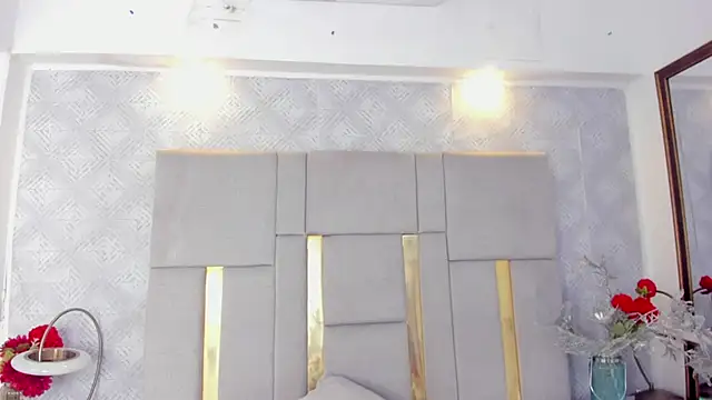 Snapshot of Camilaa_Sanchez_ chatting on October 2025 03:35:02 PM Camilaa Sanchez online show from October 2025 03:35:02 PM