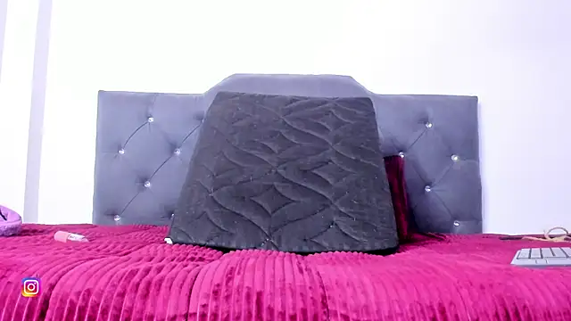 mariana preciado online show from December 2024 09:50:02 PM