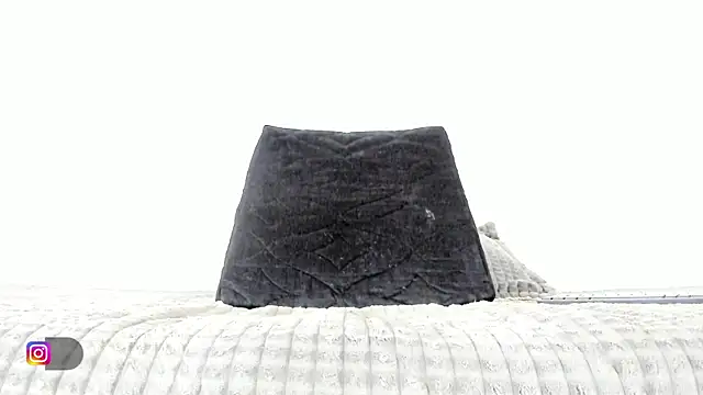 mariana preciado online show from March 2025 01:43:01 AM