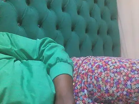 Sexy Riri online show from October 2025 01:41:02 PM