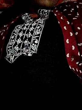 Snapshot of Mangla_Bhabhi chatting on November 2025 01:40:01 AM Mangla Bhabhi online show from November 2025 01:40:01 AM