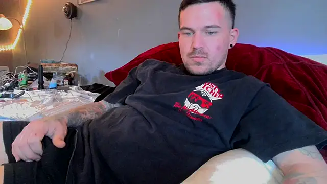 bigcocktat2dude603 online show from March 2025 08:44:02 PM