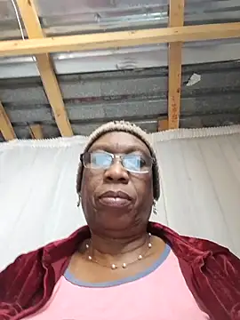 Freakyassnwildx online show from May 2026 10:42:01 AM
