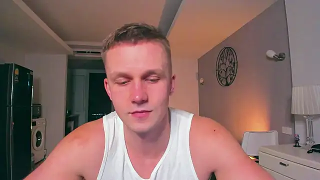 Samuel Andrew online show from October 2025 01:56:01 AM