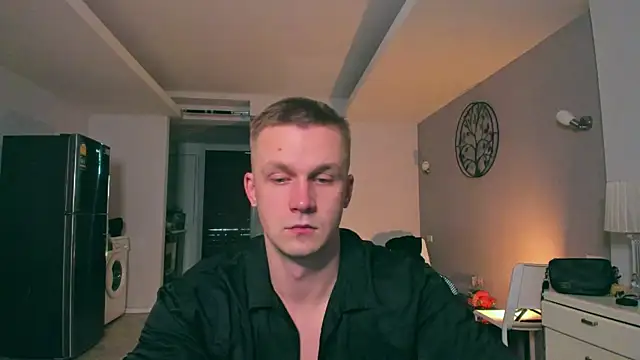 Samuel Andrew online show from October 2025 04:45:02 AM