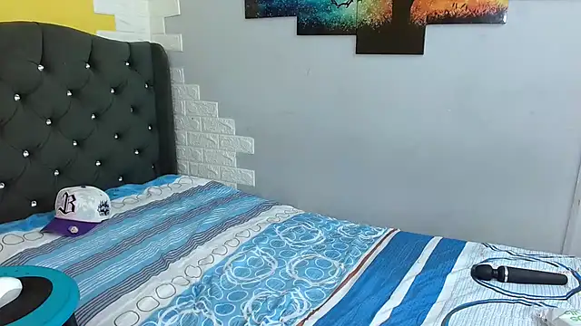 Snapshot of isabeautyx19 chatting on October 2025 03:37:02 AM isabeautyx19 online show from October 2025 03:37:02 AM