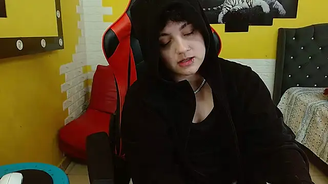 isabeautyx19 online show from December 2025 01:47:02 AM