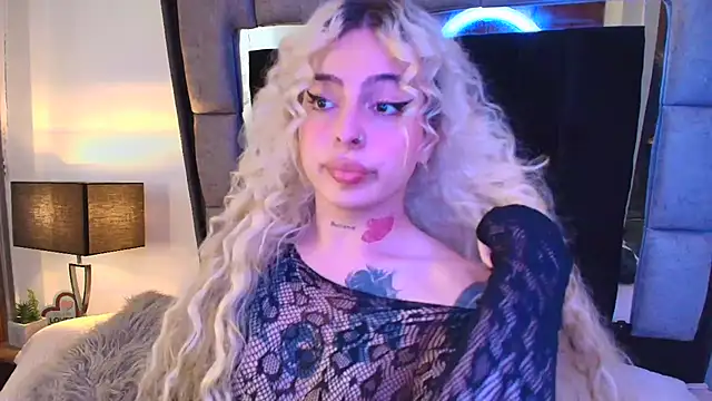 Bonnie vega online show from March 2025 06:55:01 PM