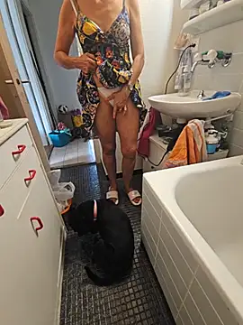 mia69x online show from August 2026 09:04:01 AM