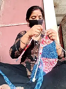 Mamta Chaterjee online show from February 2026 03:32:02 AM