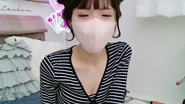 -minami- online show from February 2025 09:31:02 AM