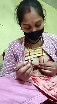 Snapshot of Hi_Radhika chatting on February 2025 05:05:02 PM Hi Radhika online show from February 2025 05:05:02 PM