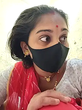 Snapshot of Hi_Radhika chatting on February 2025 01:21:01 AM Hi Radhika online show from February 2025 01:21:01 AM